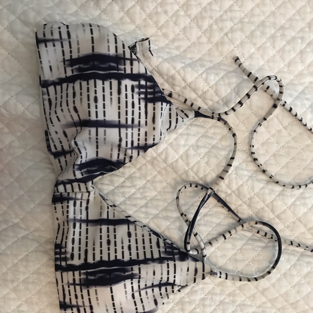 Bikini adjustable